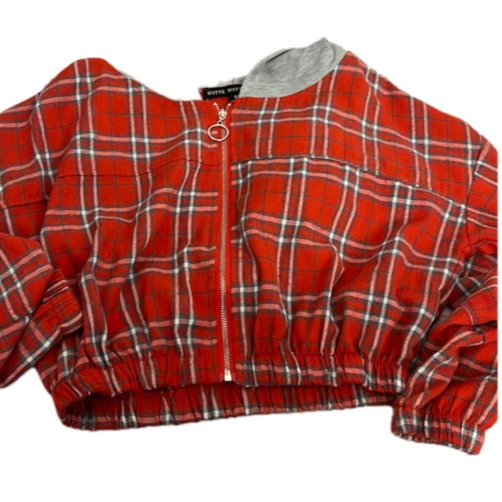 New flannel patter zip up crop top